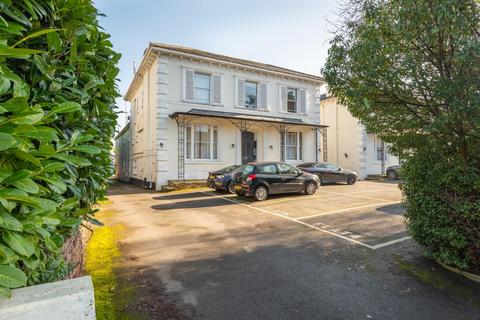 2 bedroom flat for sale, Kenilworth Road, Royal Leamington Spa