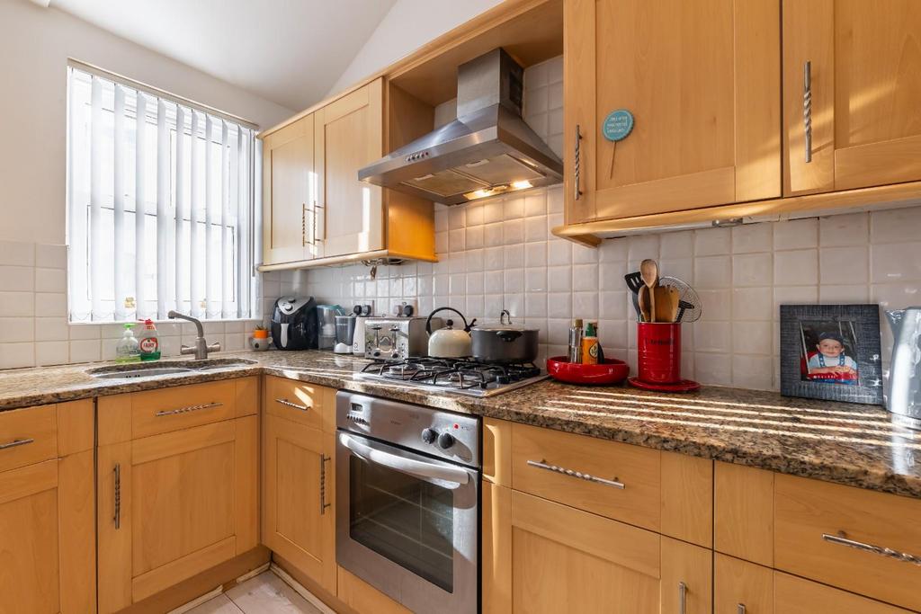 Kitchen-2.jpg