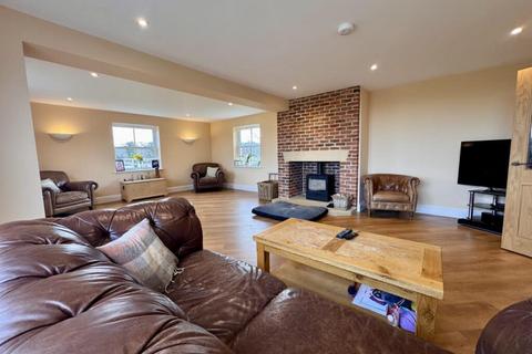 6 bedroom detached house for sale, Green Bank Farm, Great Broughton