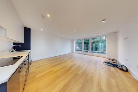 2 bedroom flat to rent, Britannia Road, London, N12