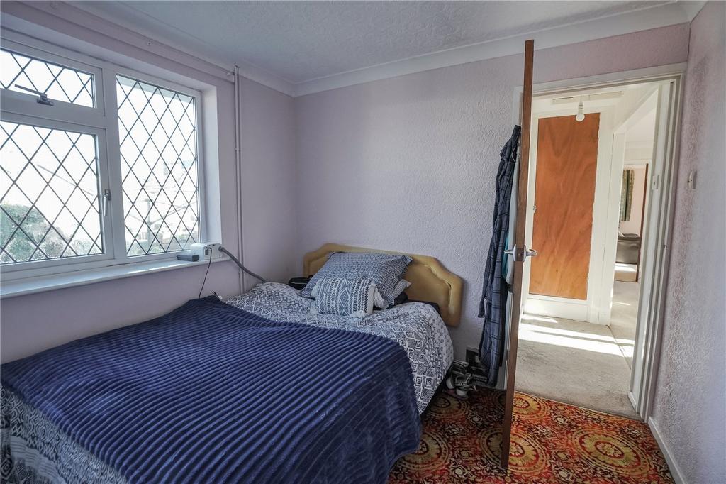 Bedroom 2 (2)
