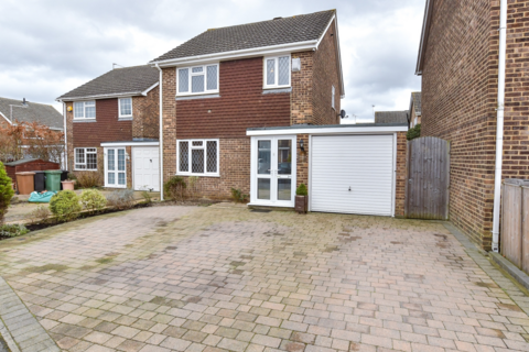 3 bedroom detached house for sale, Weavers Close, Staplehurst, Kent