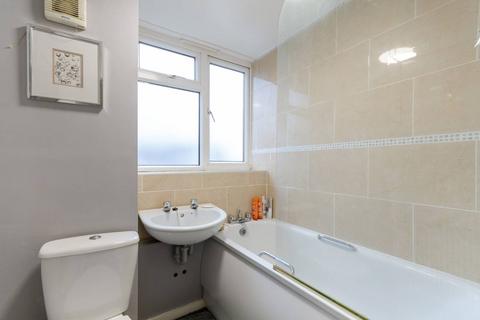 1 bedroom flat for sale, Academy Gardens, Croydon, CR0