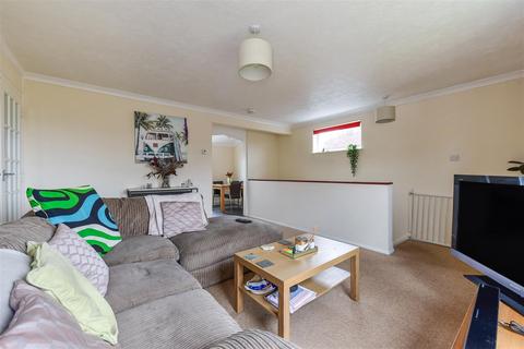 2 bedroom apartment for sale, Croft Mead, Chichester