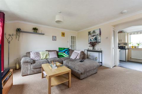 2 bedroom apartment for sale, Croft Mead, Chichester