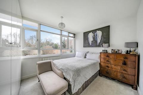 3 bedroom flat for sale, Kersfield road, Putney