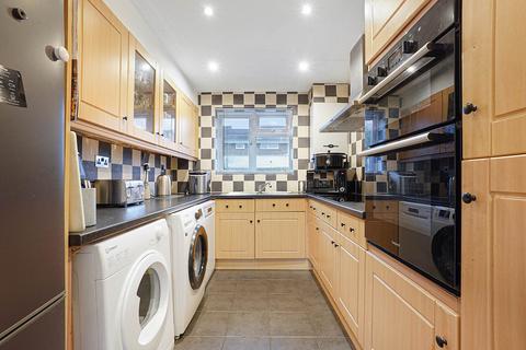 32 Olivers Mill, New Ash Green, Longfield, DA3 8RE