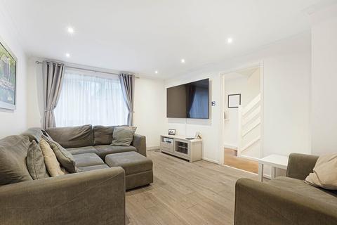 32 Olivers Mill, New Ash Green, Longfield, DA3 8RE