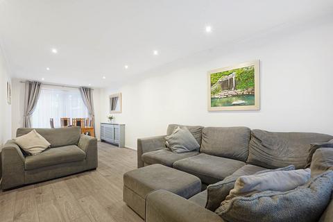32 Olivers Mill, New Ash Green, Longfield, DA3 8RE
