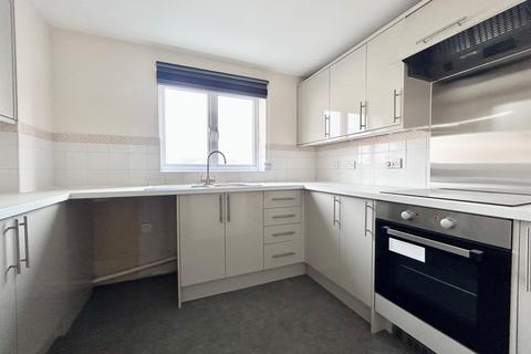 2 bedroom apartment to rent, Banyard Close, Cheltenham GL51