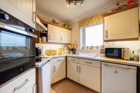 1 bedroom apartment for sale, South Promenade, Lytham St. Annes, FY8