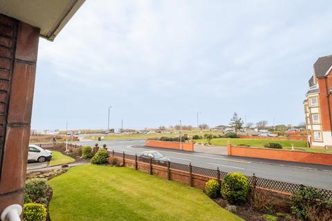 1 bedroom apartment for sale, South Promenade, Lytham St. Annes, FY8