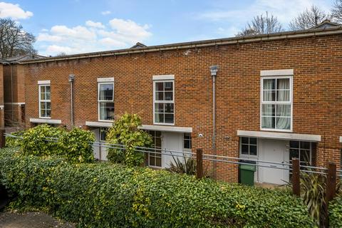 14 Thistledown Close, Winchester, SO22 5HZ