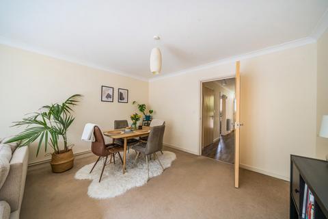 14 Thistledown Close, Winchester, SO22 5HZ