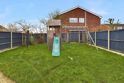 14 Beaumont Road, Longlevens, Gloucester, GL2 0EJ