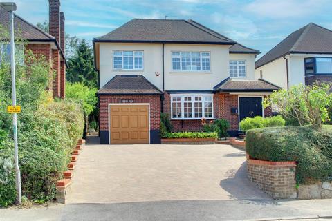 4 bedroom detached house for sale, Bluebridge Road, Brookmans Park AL9