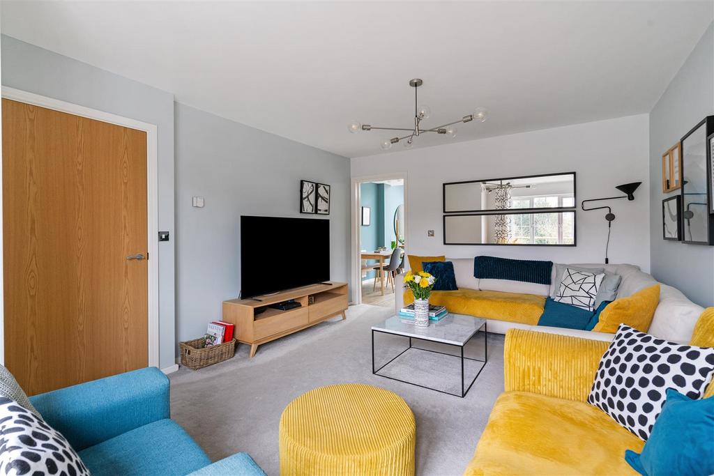 85829 15 Adelie Road (10).jpg