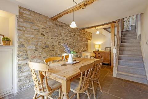 3 bedroom house for sale, High Street, Tideswell, Buxton