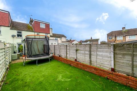 5 Hill House Road, Dartford, DA2 6HG