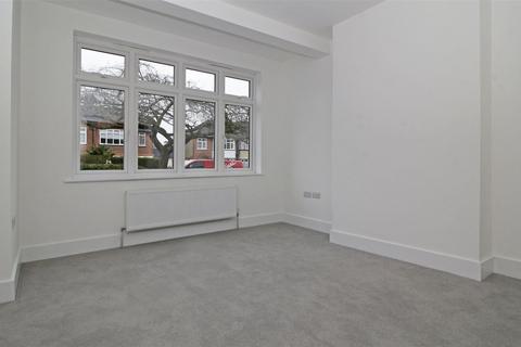 5 bedroom semi-detached house for sale, Woodside Avenue, Chislehurst BR7