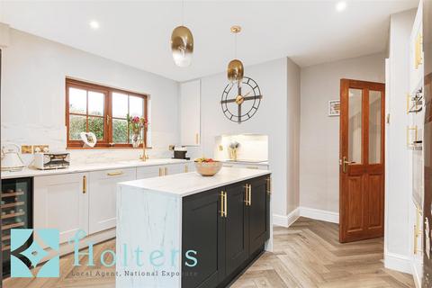 Tegfan, 18 Irfon Bridge Road, Builth Wells, LD2 3HF