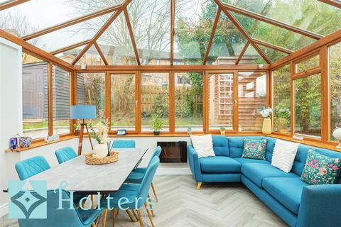 Tegfan, 18 Irfon Bridge Road, Builth Wells, LD2 3HF