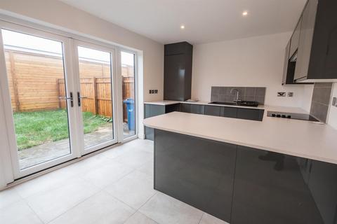 4 bedroom semi-detached house for sale, St Lawrence Place, Hall Farm, Sunderland