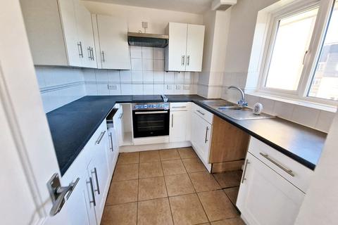 2 bedroom apartment for sale, St. Peters Street, Maidstone ME16