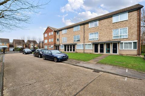 2 bedroom maisonette to rent, Park Court, Park Road, New Malden, KT3