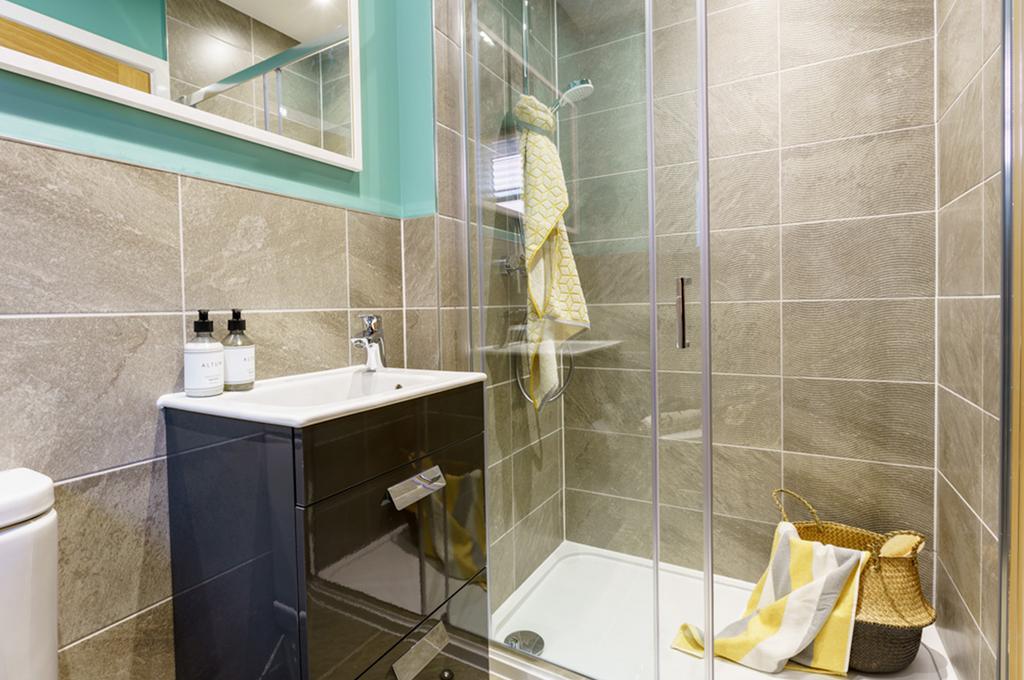 Heaton Ensuite
