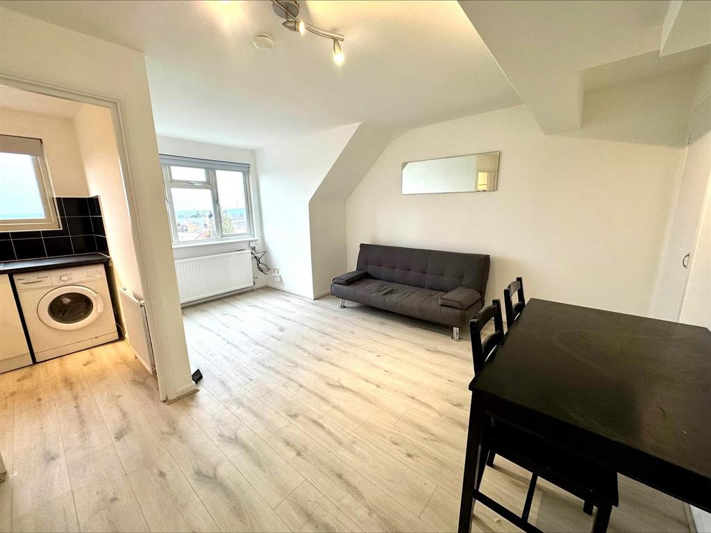 Studio Room