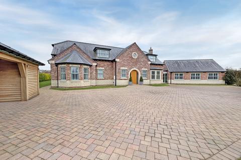 5 bedroom bungalow for sale, Musgrave Garden Lane, Billingham, TS22 5
