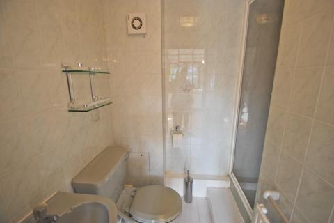 2 bedroom apartment to rent, Ladybrook Road, Bramhall