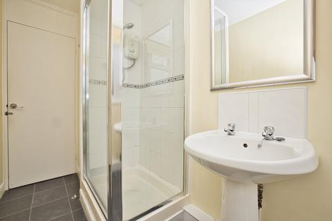 16 Copinger Close, Canterbury, CT2 7DJ