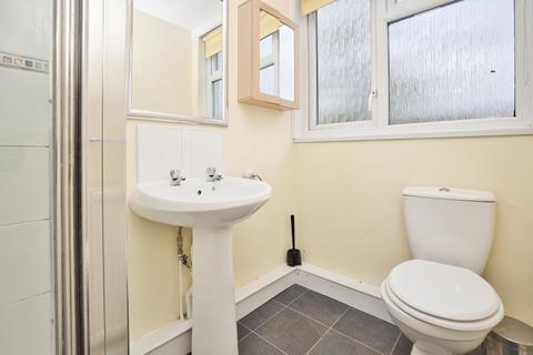 16 Copinger Close, Canterbury, CT2 7DJ