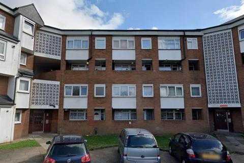 3 bedroom maisonette to rent, Medway Close, Ilford, IG1 2PW