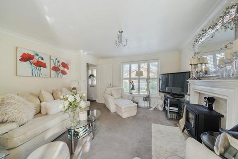 4 bedroom detached house for sale, Dean Close, Ash GU12