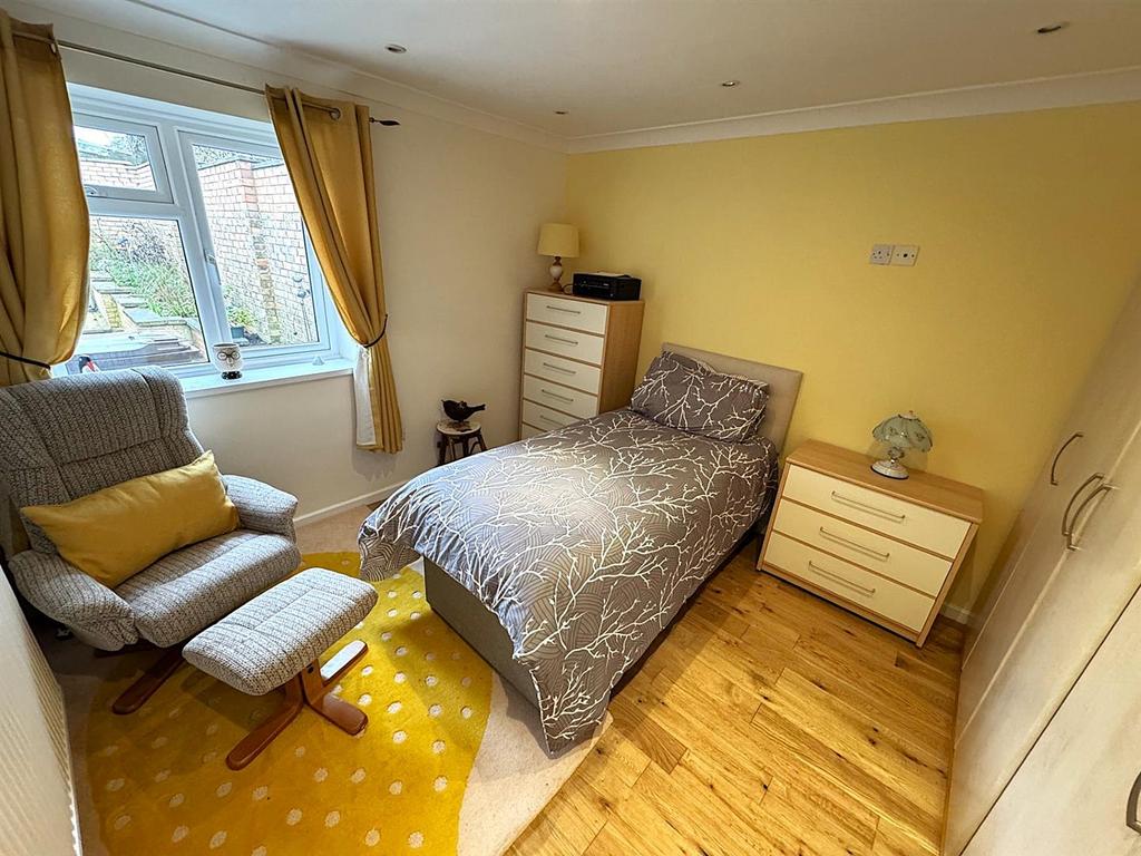 Thumbnail image3 (4).jpg