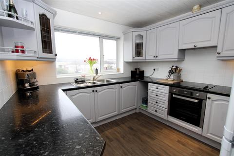 1 Ashlar Grove, Queensbury, Bradford, BD13 2SP