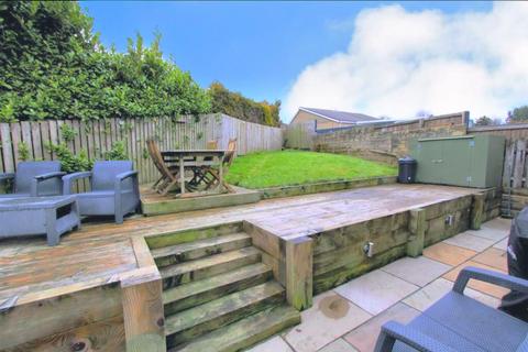 1 Ashlar Grove, Queensbury, Bradford, BD13 2SP