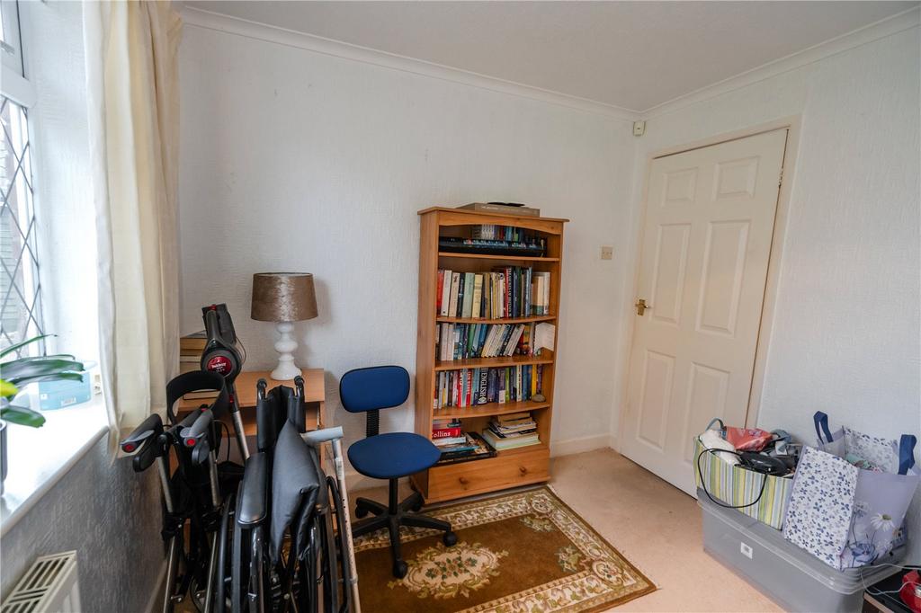 Bedroom 3 (2)