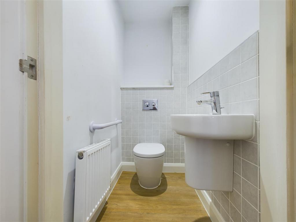 Guest cloakroom