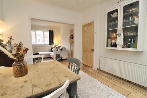 3 bedroom terraced house for sale, London Street, Pocklington, York