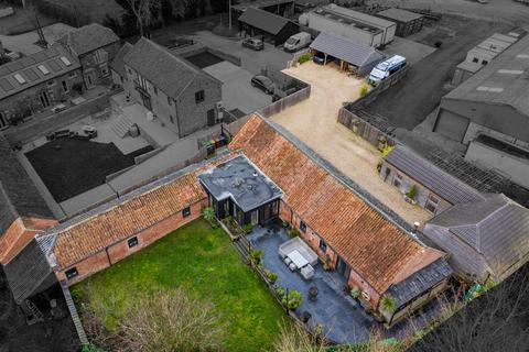 5 bedroom barn conversion for sale, Skerry Lane, Muston