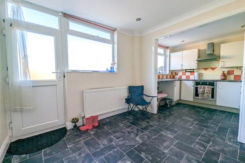28 Cotswold View, Kingswood, Bristol, BS15 1TY