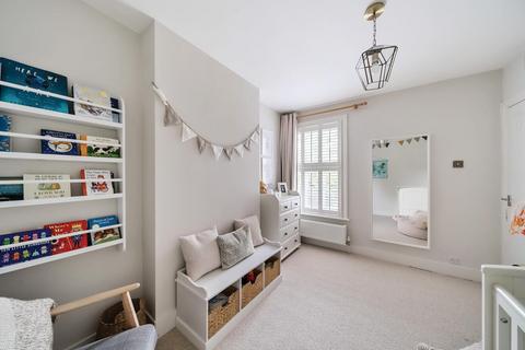 23 Bray Road, Guildford, GU2 7LQ