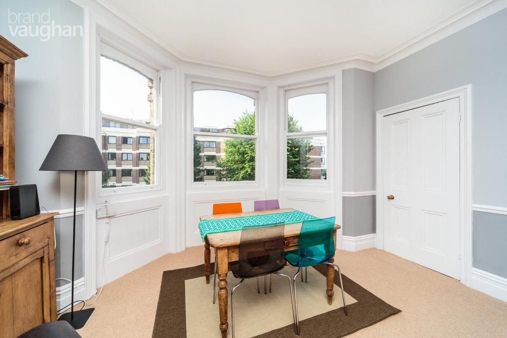 Apartment in Hove, Brunswick - View 2
