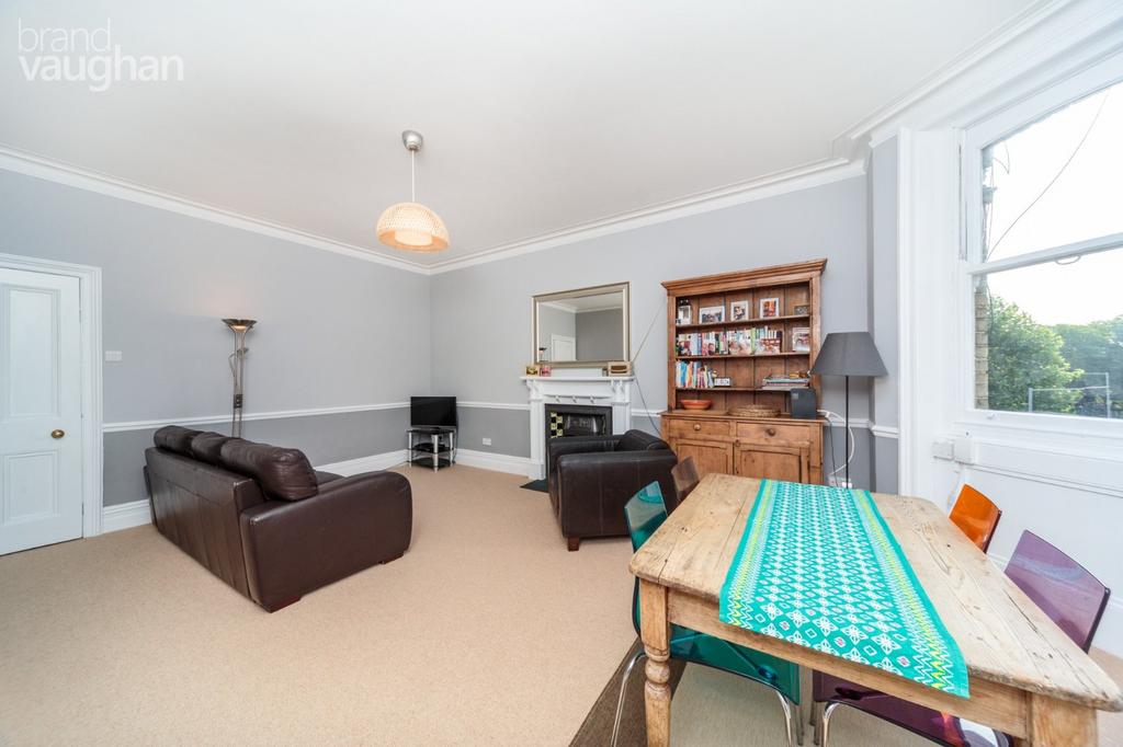 Apartment in Hove, Brunswick - View 3