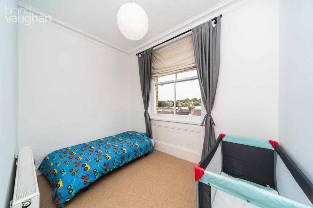 Apartment in Hove, Brunswick - More