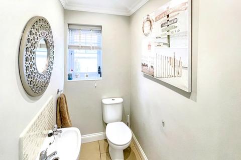 10 Boldon Lea, Boldon Colliery, NE35 9BT